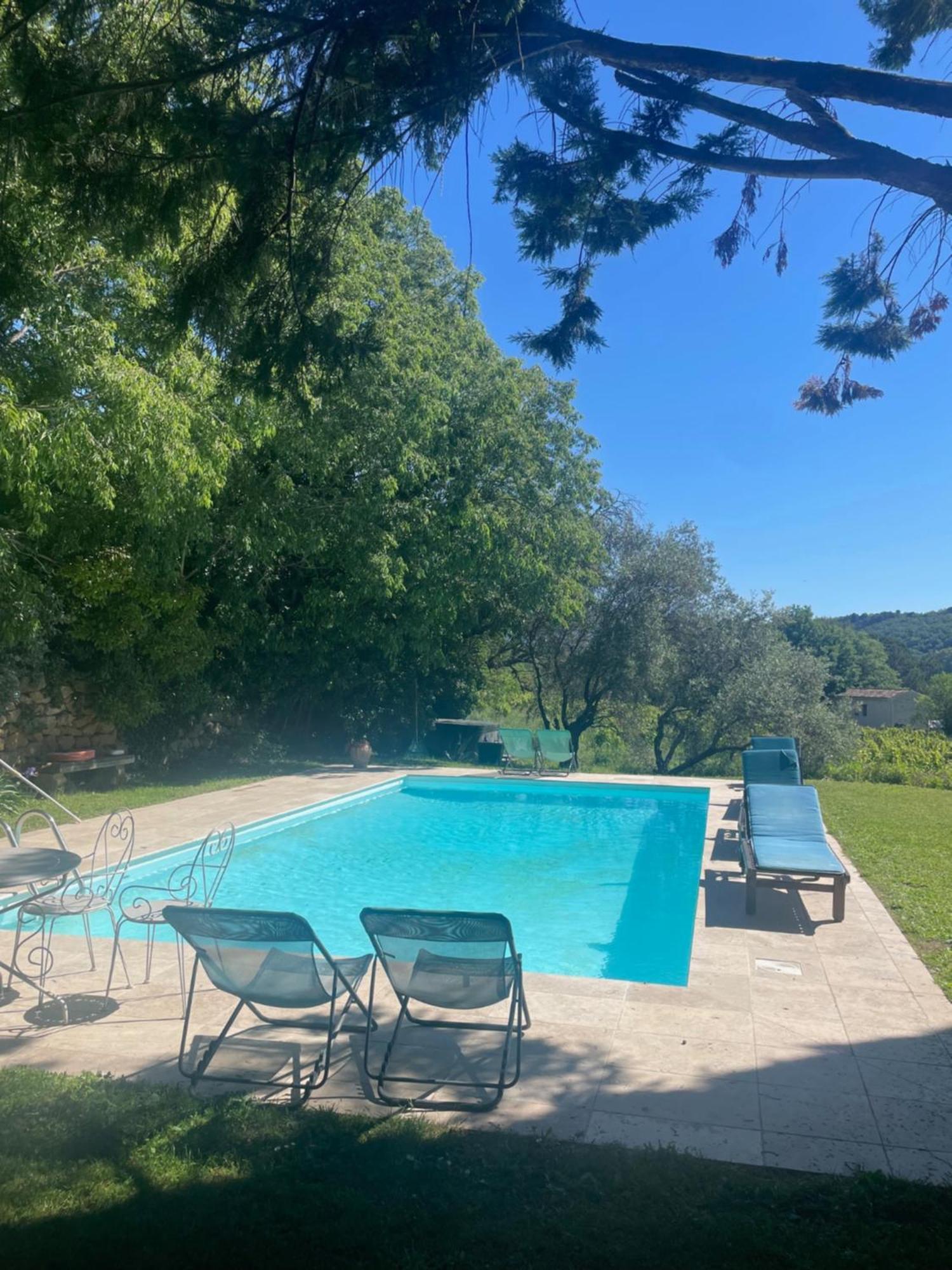 Mas De Foncaudette Bed & Breakfast Lourmarin Exterior photo
