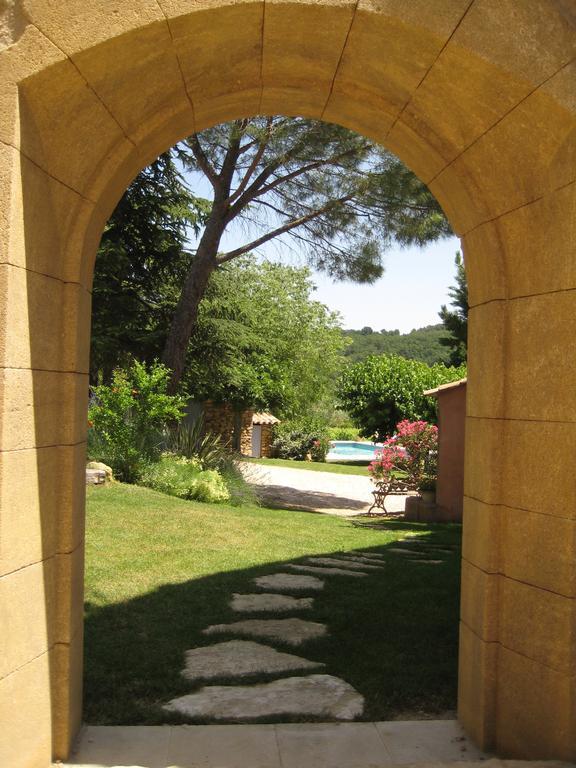 Mas De Foncaudette Bed & Breakfast Lourmarin Exterior photo