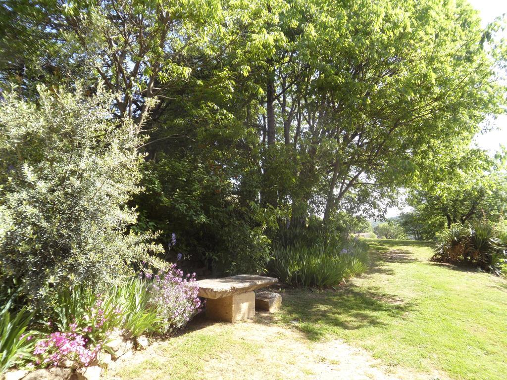 Mas De Foncaudette Bed & Breakfast Lourmarin Exterior photo