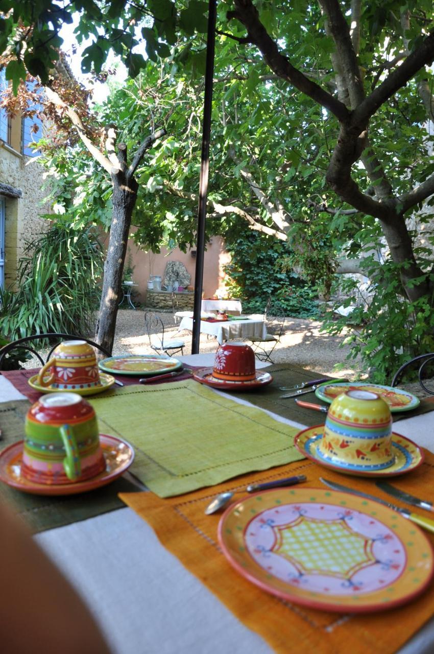 Mas De Foncaudette Bed & Breakfast Lourmarin Exterior photo